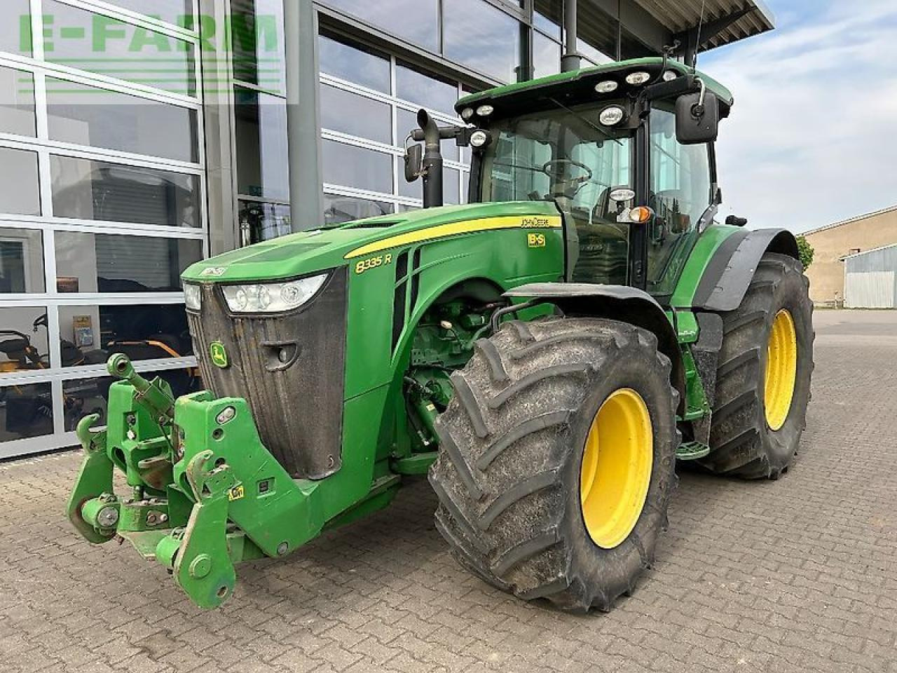 John Deere 8335r - Traktor: gambar 2 John Deere 8335r - Traktor: gambar 2