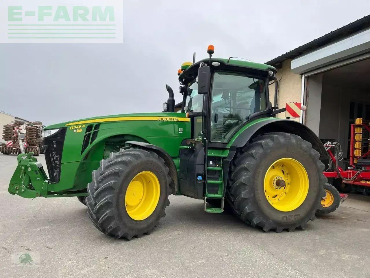 John Deere 8345r - Traktor: gambar 1 John Deere 8345r - Traktor: gambar 1