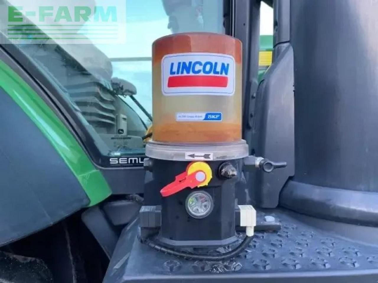 Traktor John Deere 8370r: gambar 6