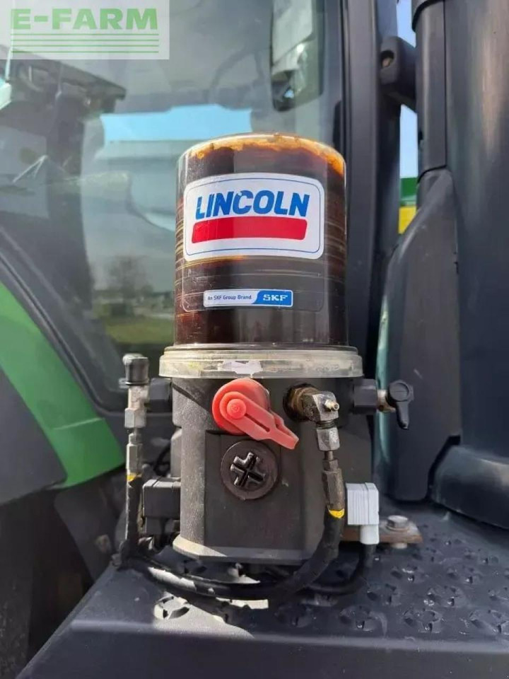 Traktor John Deere 8370r: gambar 8