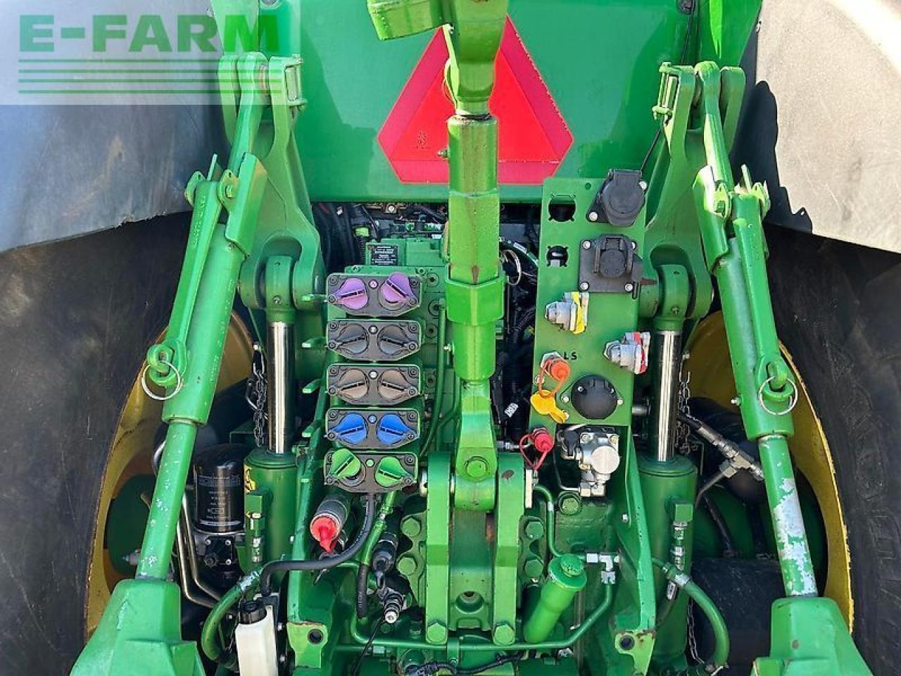 John Deere 8370r - Traktor: gambar 5 John Deere 8370r - Traktor: gambar 5