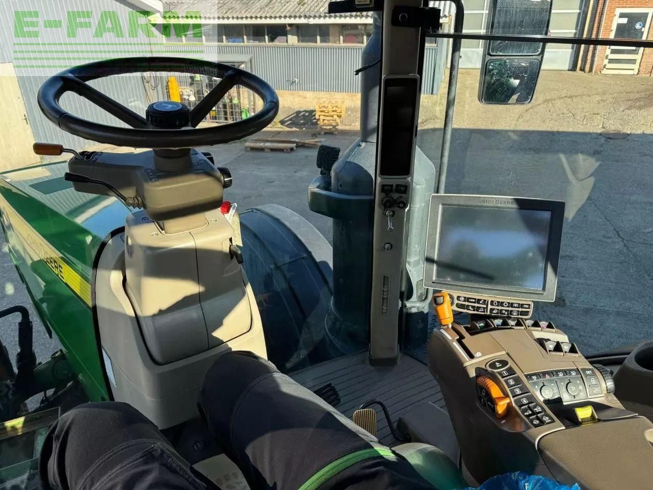 John Deere 8370r - Traktor: gambar 2 John Deere 8370r - Traktor: gambar 2