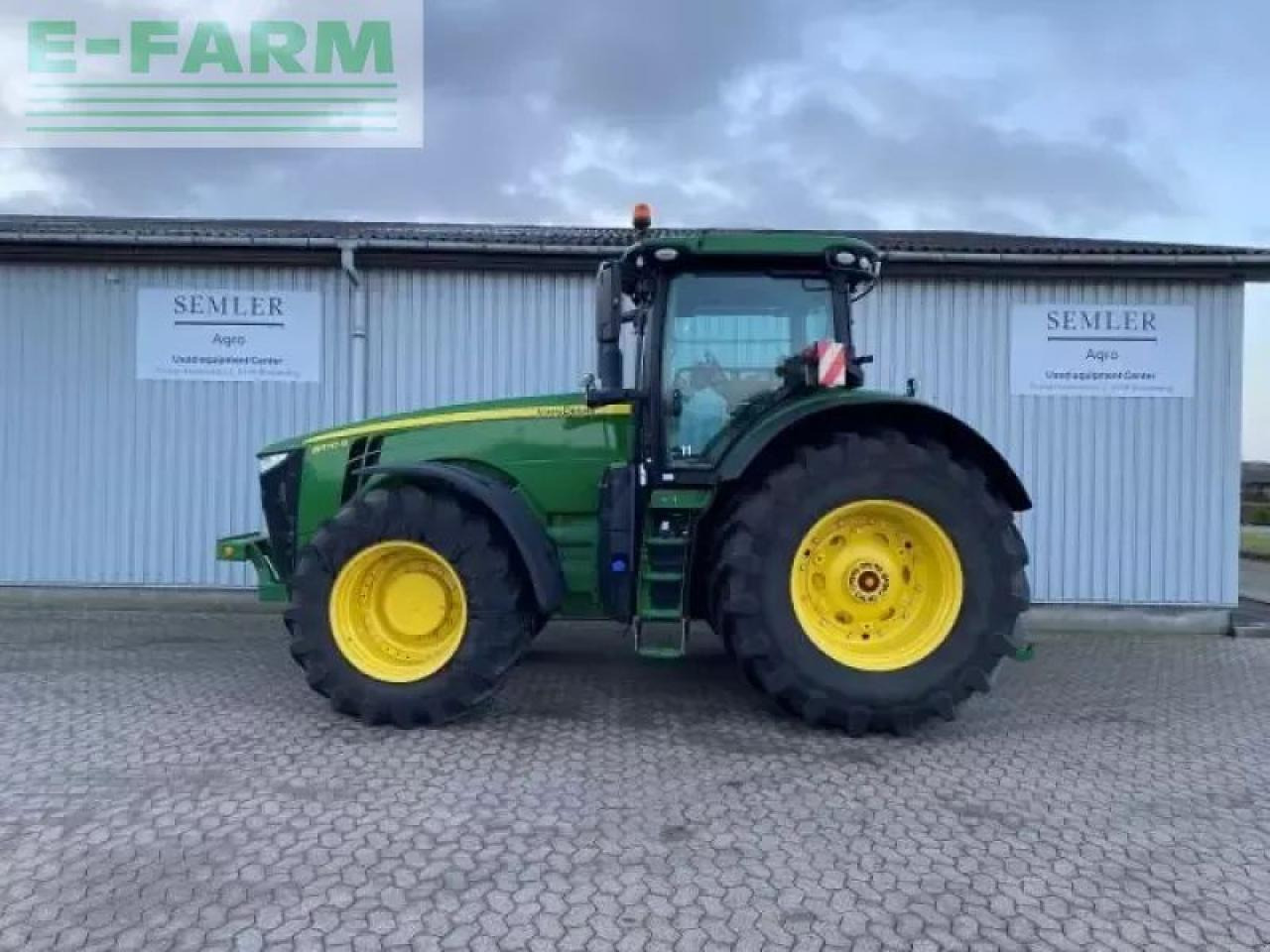 Traktor John Deere 8370r: gambar 9