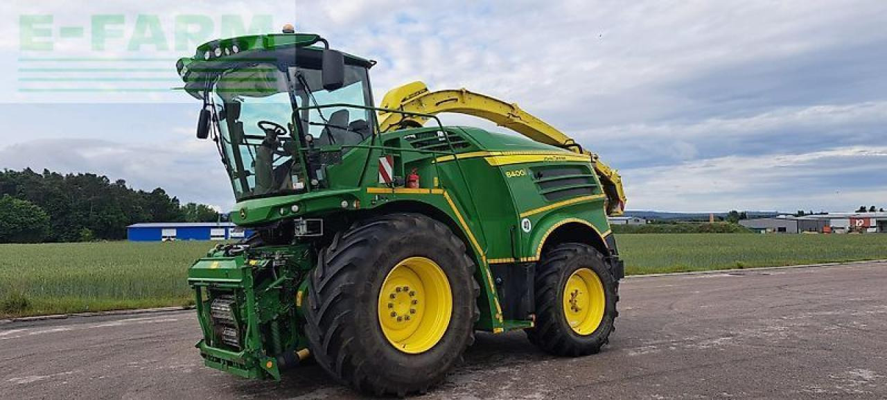 John Deere 8400 - Pemanen hijauan: gambar 1 John Deere 8400 - Pemanen hijauan: gambar 1