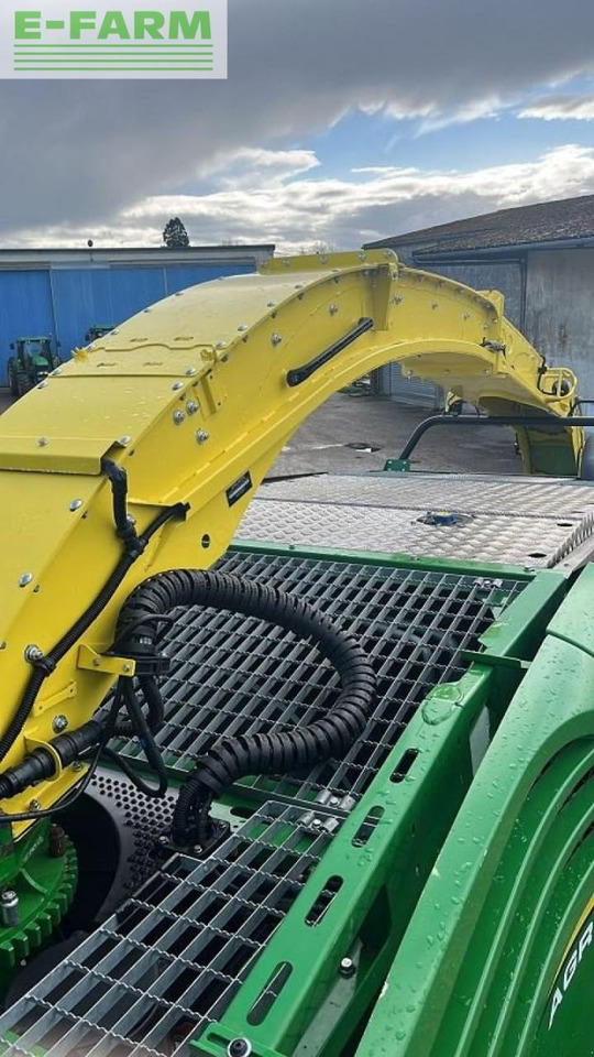 John Deere 8400 - Pemanen hijauan: gambar 2 John Deere 8400 - Pemanen hijauan: gambar 2