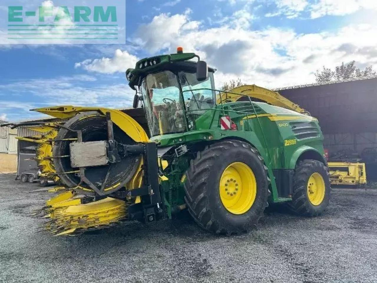 John Deere 8400 - Pemanen hijauan: gambar 1 John Deere 8400 - Pemanen hijauan: gambar 1