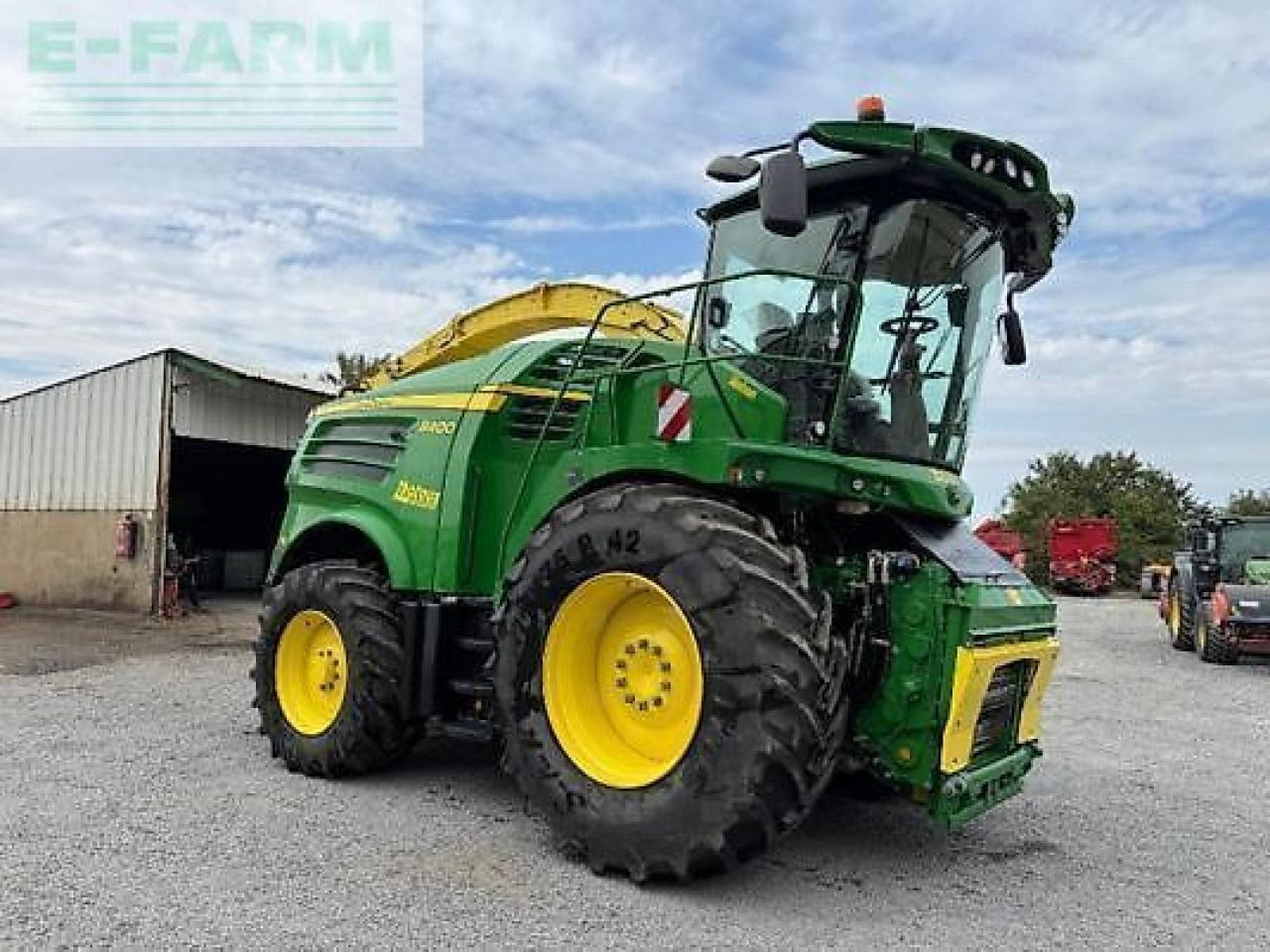 John Deere 8400 - Pemanen hijauan: gambar 4 John Deere 8400 - Pemanen hijauan: gambar 4