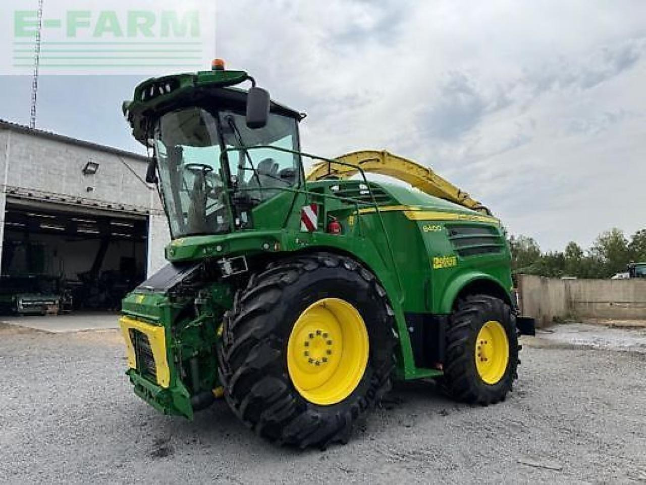 John Deere 8400 - Pemanen hijauan: gambar 1 John Deere 8400 - Pemanen hijauan: gambar 1