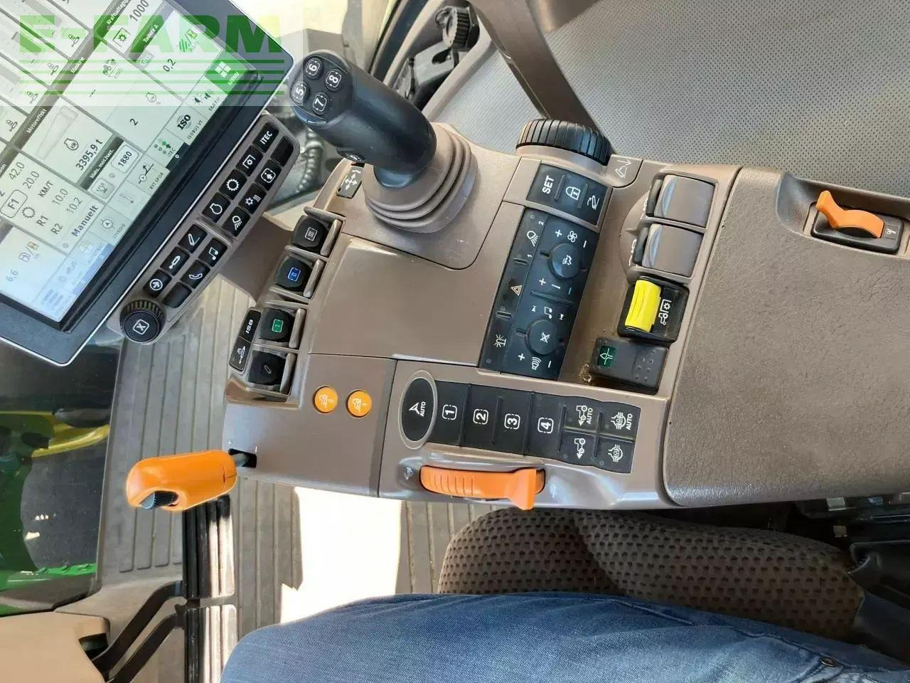 John Deere 8400r - Traktor: gambar 4 John Deere 8400r - Traktor: gambar 4