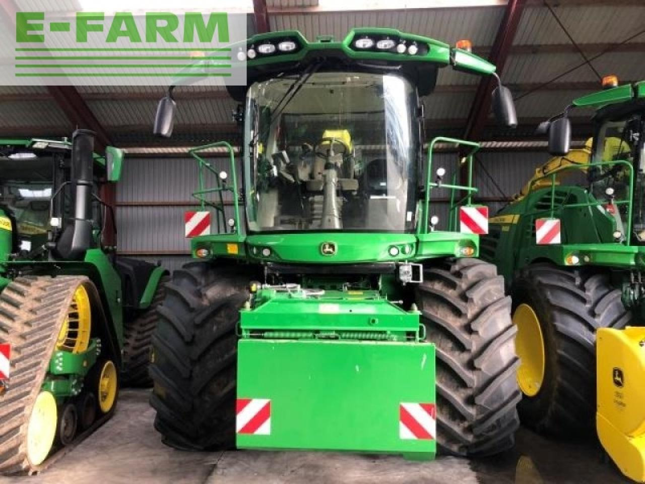 John Deere 8500 - Lampiran pemanen pakan ternak: gambar 2 John Deere 8500 - Lampiran pemanen pakan ternak: gambar 2