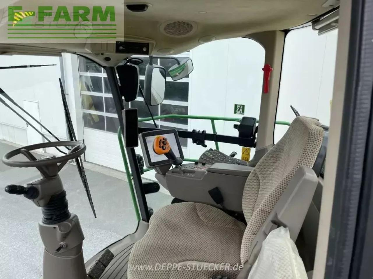 Pemanen hijauan John Deere 8500i: gambar 7 Pemanen hijauan John Deere 8500i: gambar 7