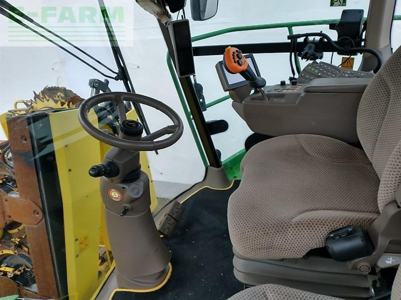 John Deere 8600 - Pemanen hijauan: gambar 4 John Deere 8600 - Pemanen hijauan: gambar 4