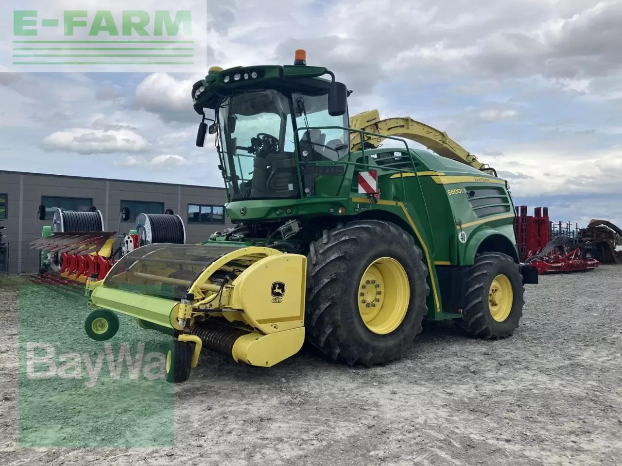 John Deere 8600i - Pemanen hijauan: gambar 1 John Deere 8600i - Pemanen hijauan: gambar 1