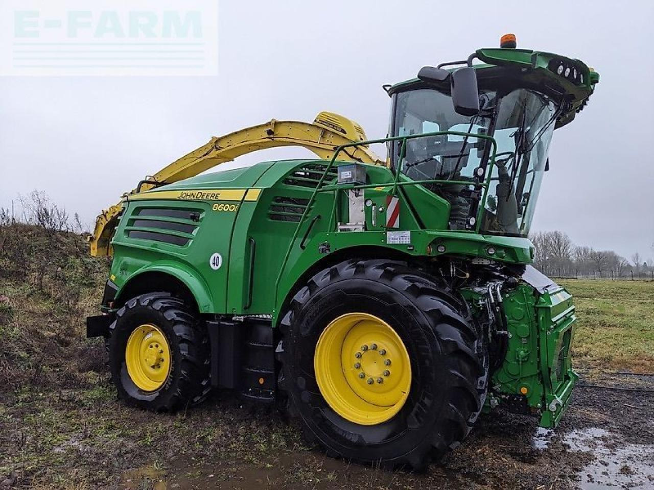 John Deere 8600i - Pemanen hijauan: gambar 1 John Deere 8600i - Pemanen hijauan: gambar 1