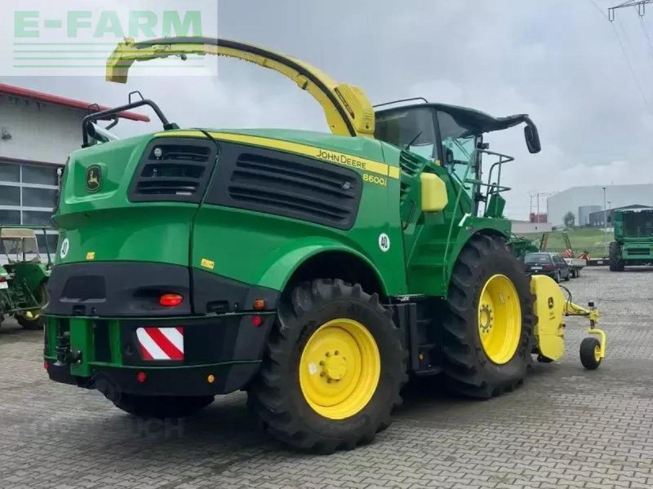 John Deere 8600i - Pemanen hijauan: gambar 5 John Deere 8600i - Pemanen hijauan: gambar 5