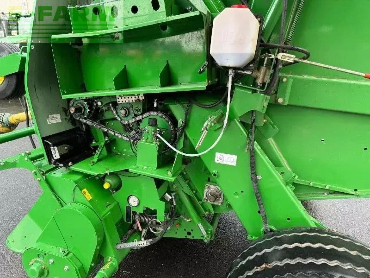 John Deere 864 - Baler persegi: gambar 5 John Deere 864 - Baler persegi: gambar 5