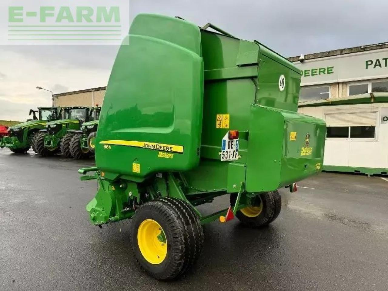 John Deere 864 - Baler persegi: gambar 2 John Deere 864 - Baler persegi: gambar 2