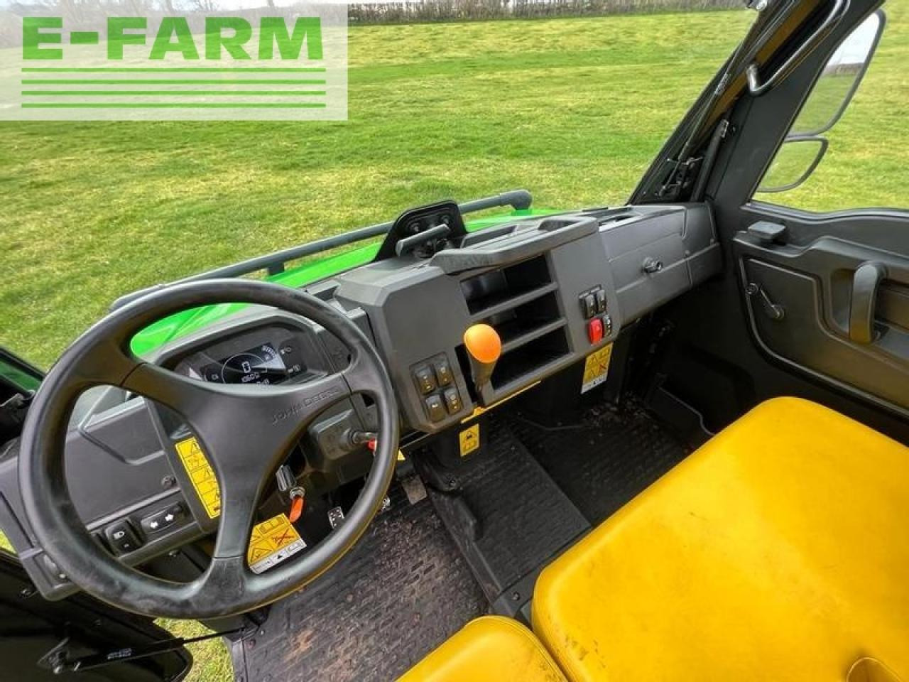 Traktor John Deere 865m: gambar 8