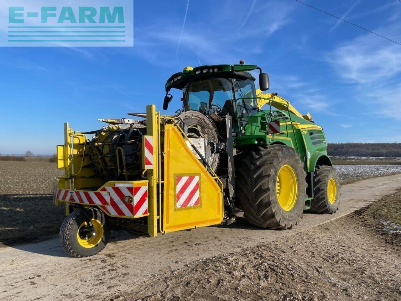 John Deere 8700i - Pemanen hijauan: gambar 1 John Deere 8700i - Pemanen hijauan: gambar 1