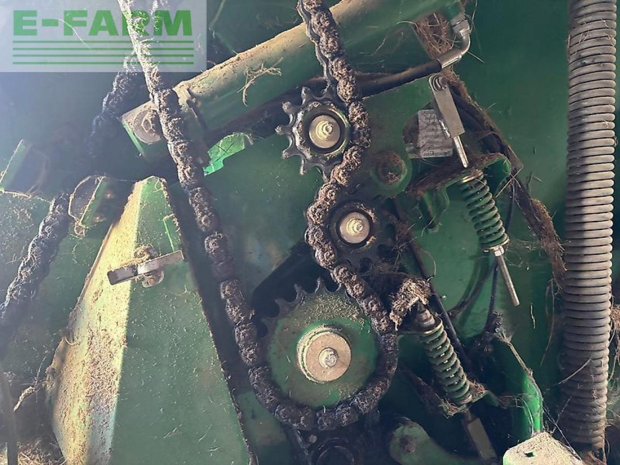 Baler persegi John Deere 960: gambar 9 Baler persegi John Deere 960: gambar 9