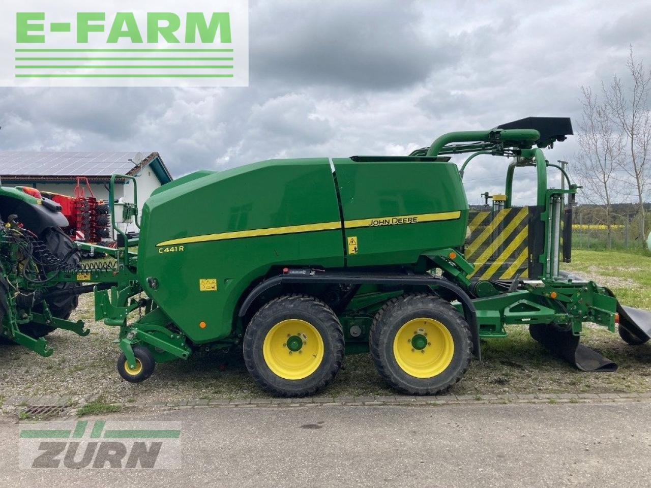 John Deere c441r - Baler persegi: gambar 2 John Deere c441r - Baler persegi: gambar 2