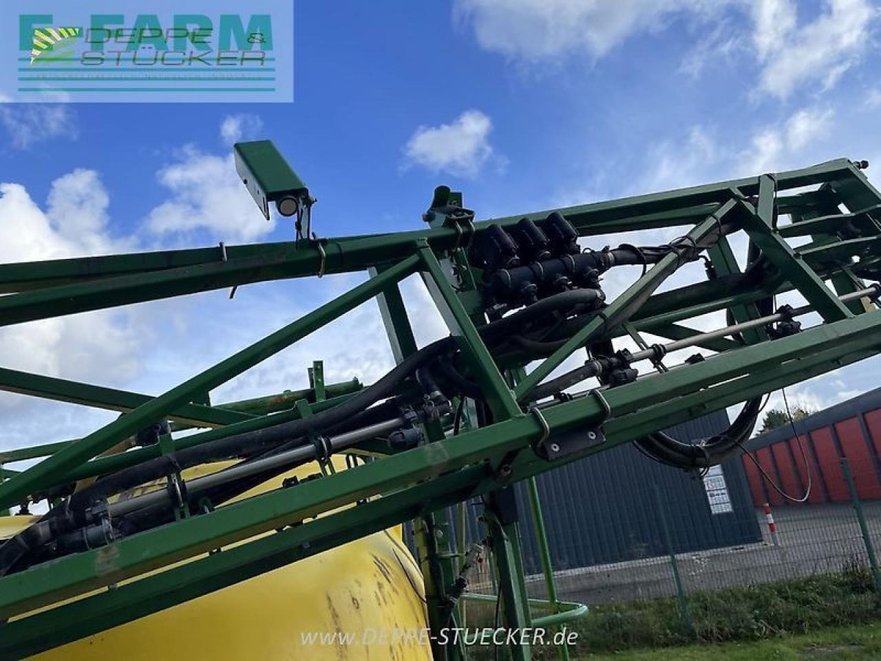 John Deere m740i (mj14) - Penyemprot tertinggal: gambar 5 John Deere m740i (mj14) - Penyemprot tertinggal: gambar 5