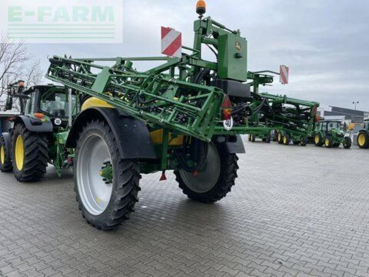 John Deere r 732i - Penyemprot tertinggal: gambar 5 John Deere r 732i - Penyemprot tertinggal: gambar 5