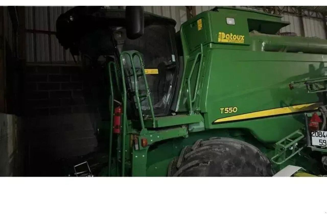 John Deere t550 - Pemanen gabungan: gambar 1 John Deere t550 - Pemanen gabungan: gambar 1