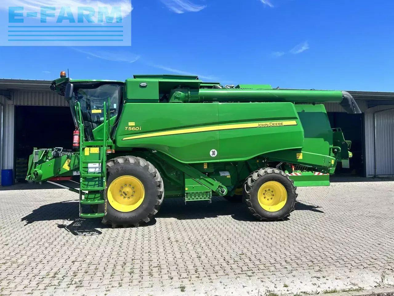 John Deere t560 - Pemanen gabungan: gambar 1 John Deere t560 - Pemanen gabungan: gambar 1