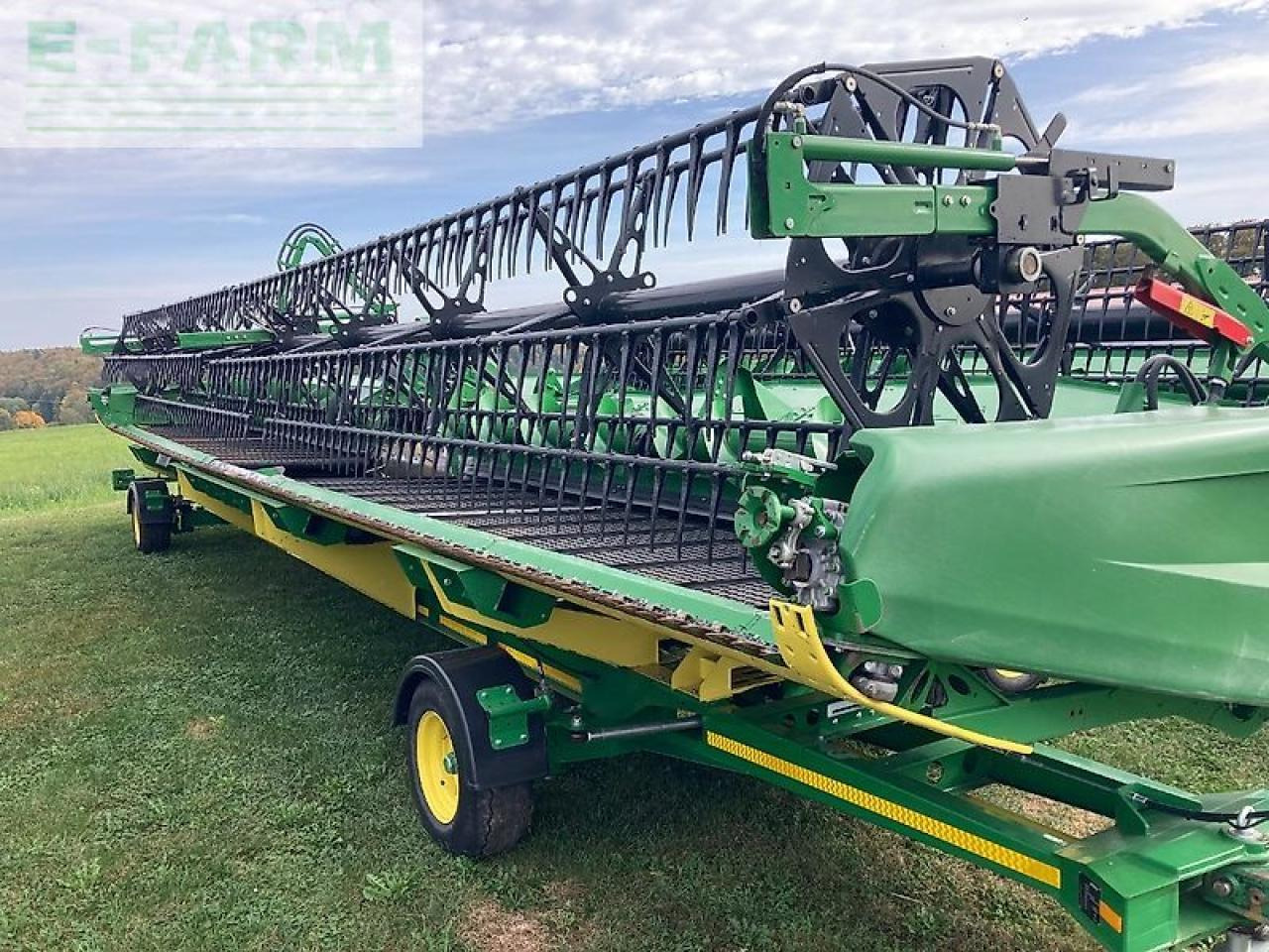 Pemanen gabungan John Deere x9 1100: gambar 33 Pemanen gabungan John Deere x9 1100: gambar 33