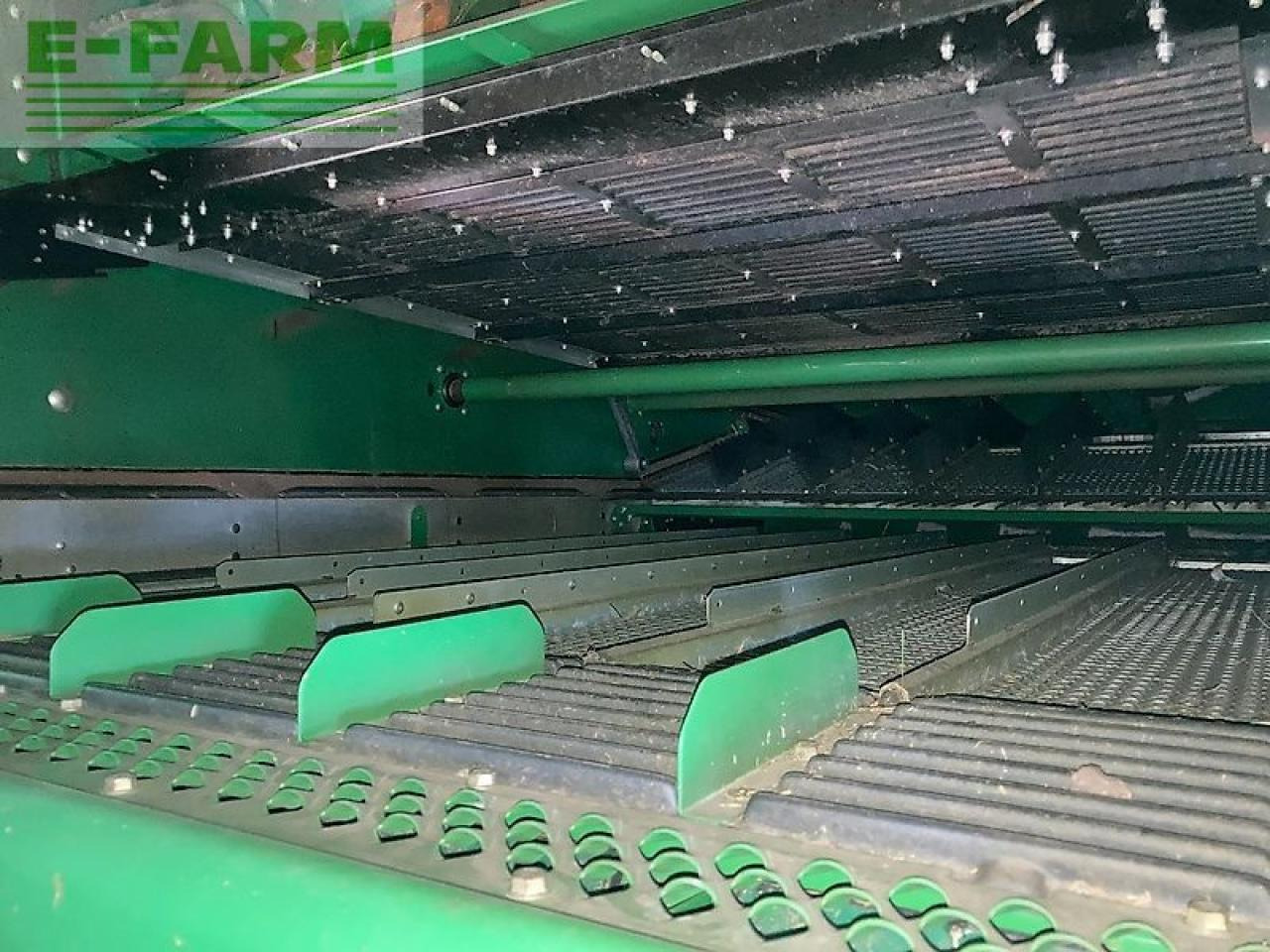 Pemanen gabungan John Deere x9 1100: gambar 13 Pemanen gabungan John Deere x9 1100: gambar 13