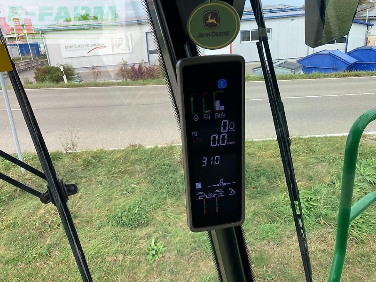 Pemanen gabungan John Deere x9 1100: gambar 28 Pemanen gabungan John Deere x9 1100: gambar 28