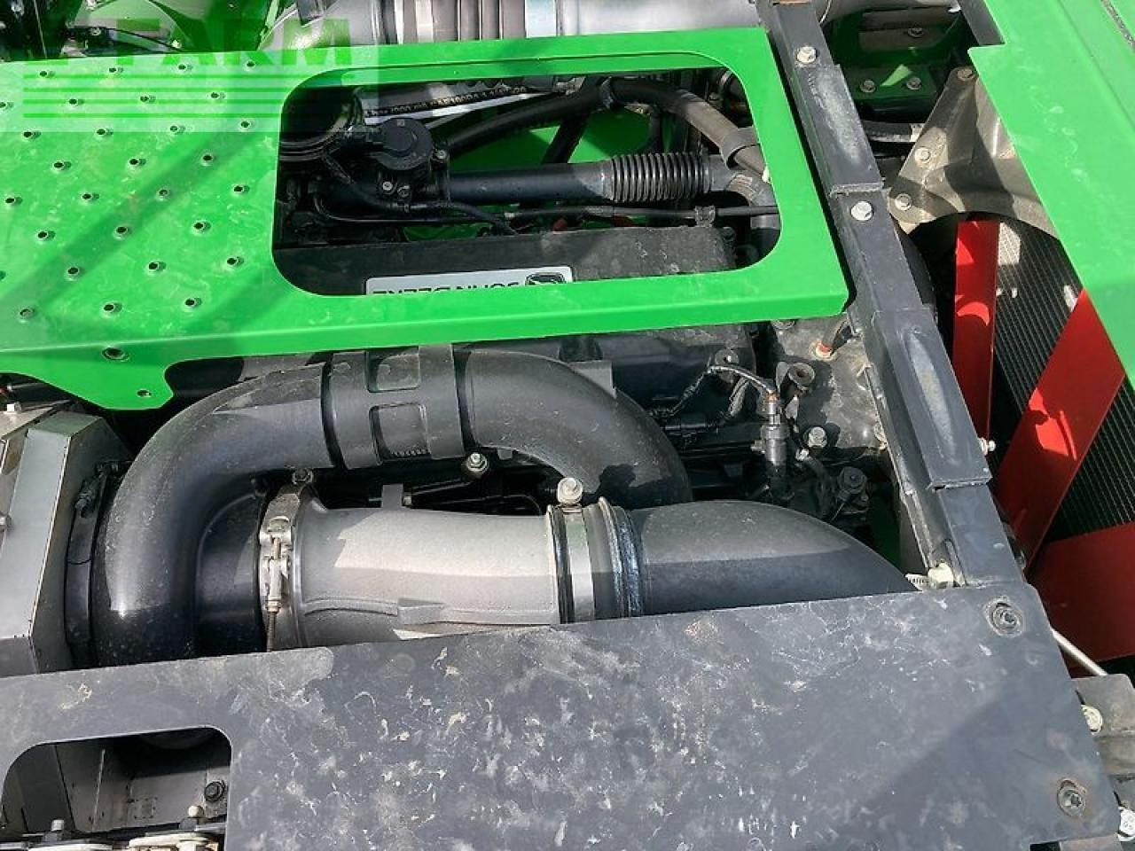 Pemanen gabungan John Deere x9 1100: gambar 8 Pemanen gabungan John Deere x9 1100: gambar 8