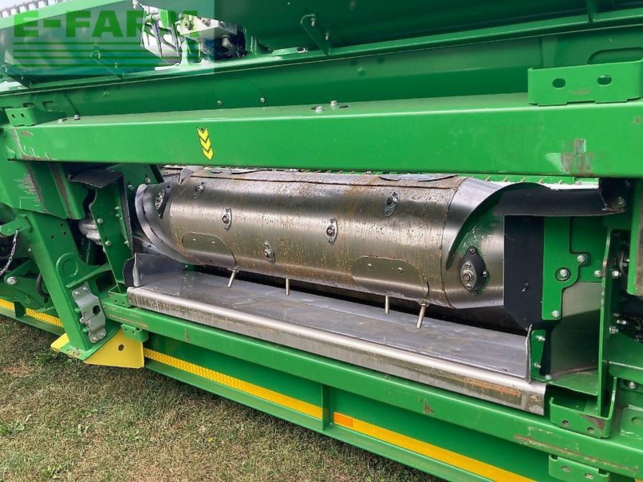 Pemanen gabungan John Deere x9 1100: gambar 38 Pemanen gabungan John Deere x9 1100: gambar 38