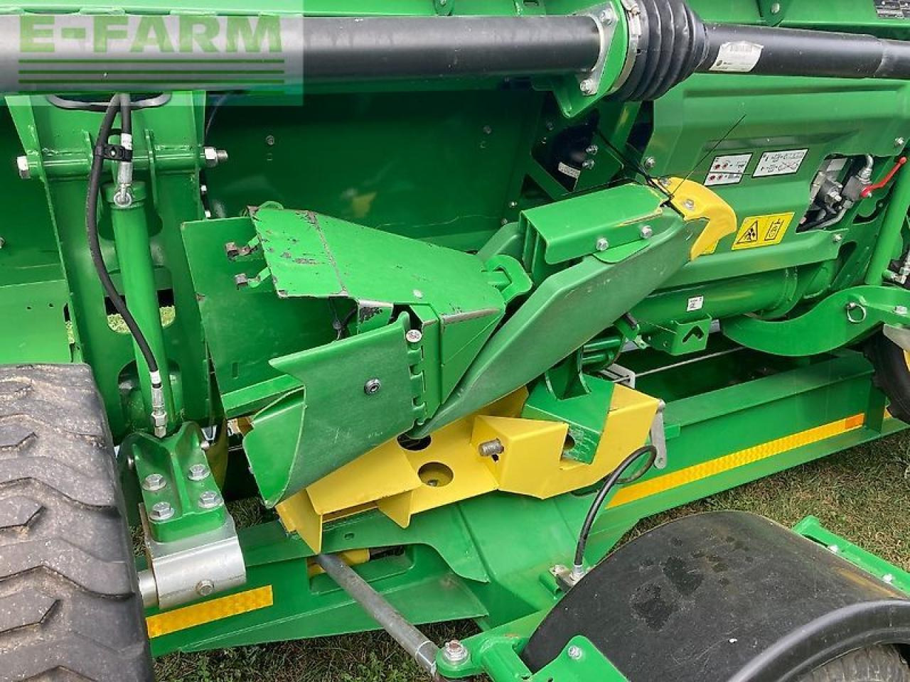 Pemanen gabungan John Deere x9 1100: gambar 40 Pemanen gabungan John Deere x9 1100: gambar 40