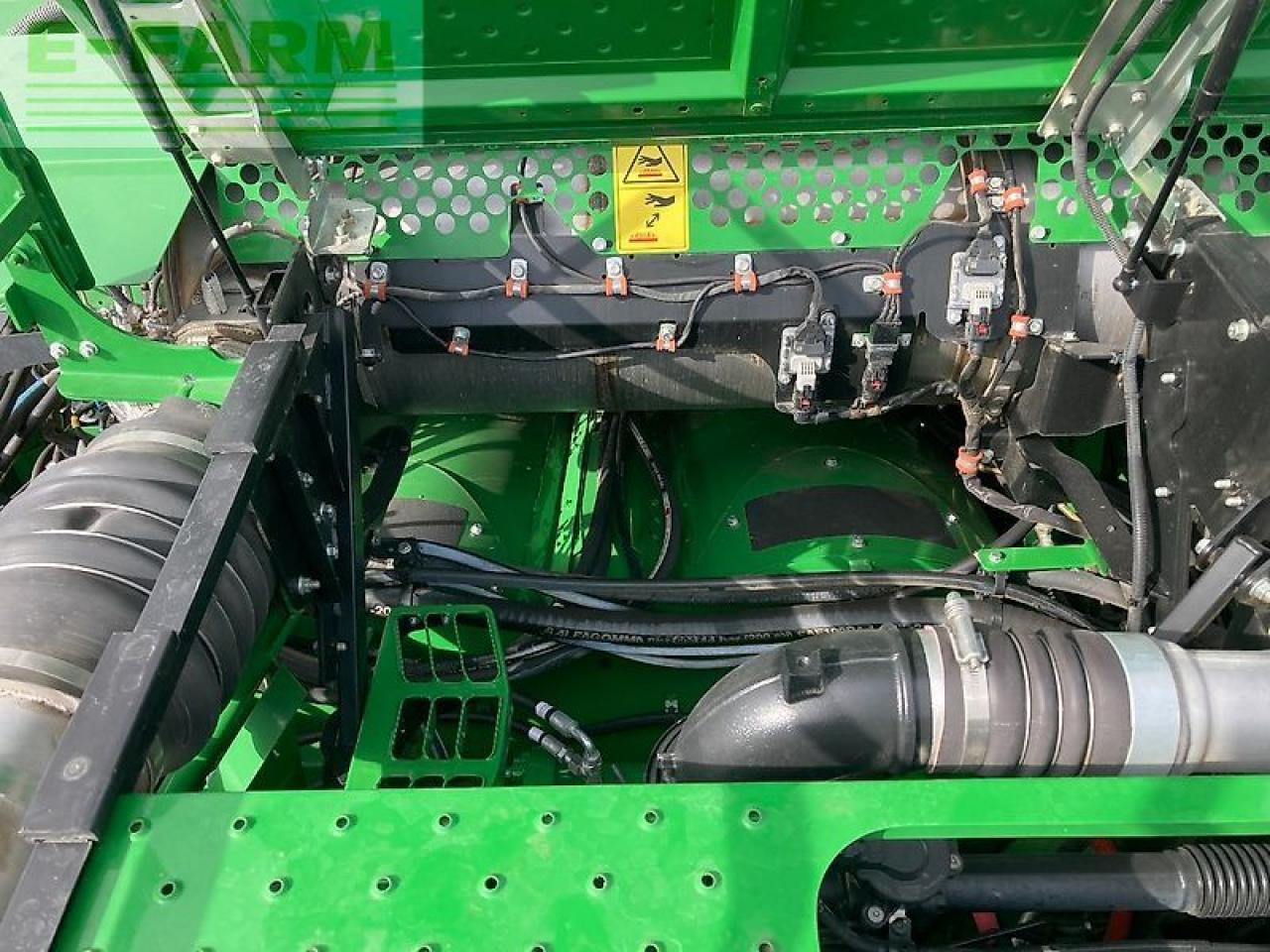 Pemanen gabungan John Deere x9 1100: gambar 7 Pemanen gabungan John Deere x9 1100: gambar 7