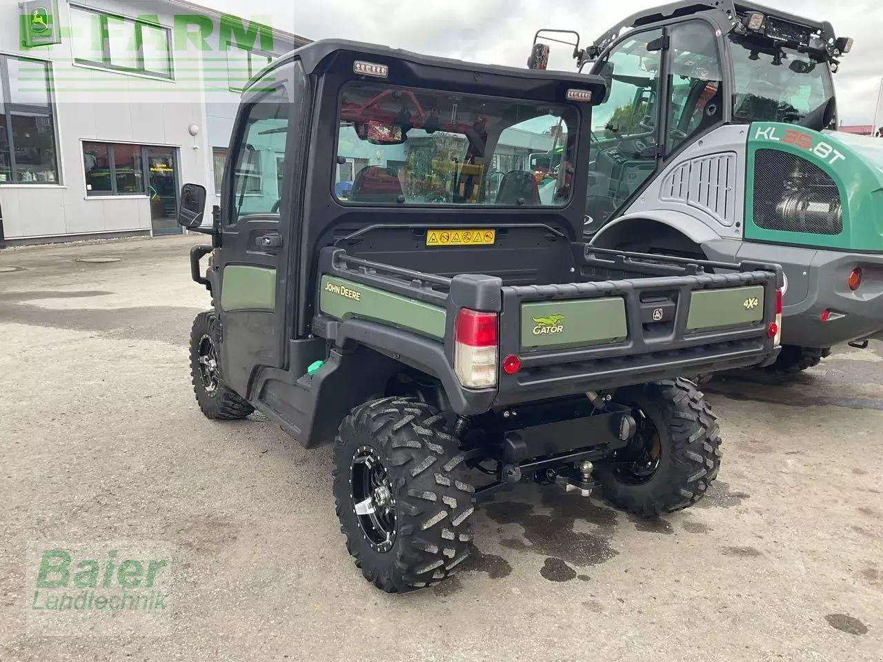 John Deere xuv 865 m mit klimaanlage - Traktor: gambar 2 John Deere xuv 865 m mit klimaanlage - Traktor: gambar 2