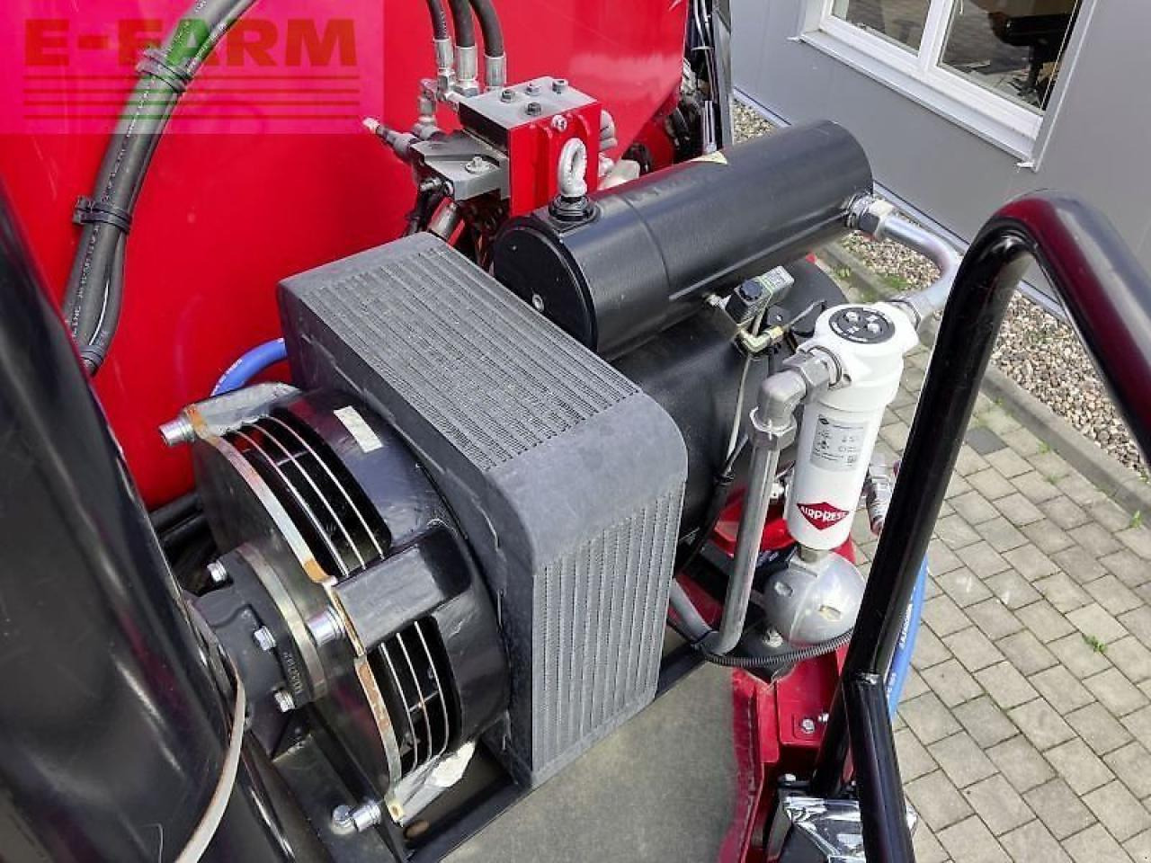 Penyemprot self-propelled Kotte vervaet ouad 550: gambar 18 Penyemprot self-propelled Kotte vervaet ouad 550: gambar 18