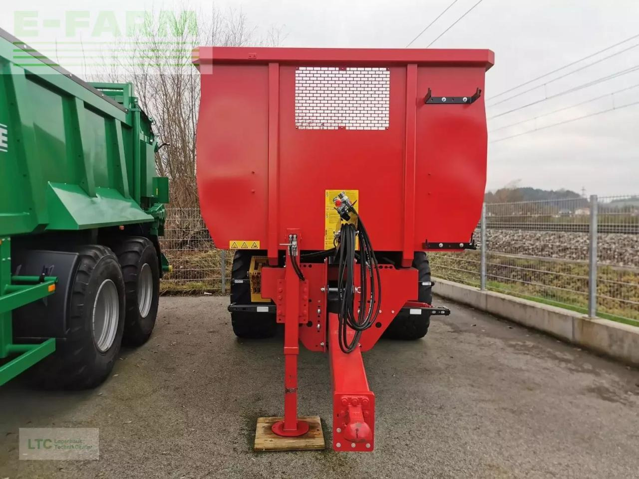 Krampe big body 540 - Trailer jungkit pertanian/ Tempat sampah: gambar 5 Krampe big body 540 - Trailer jungkit pertanian/ Tempat sampah: gambar 5