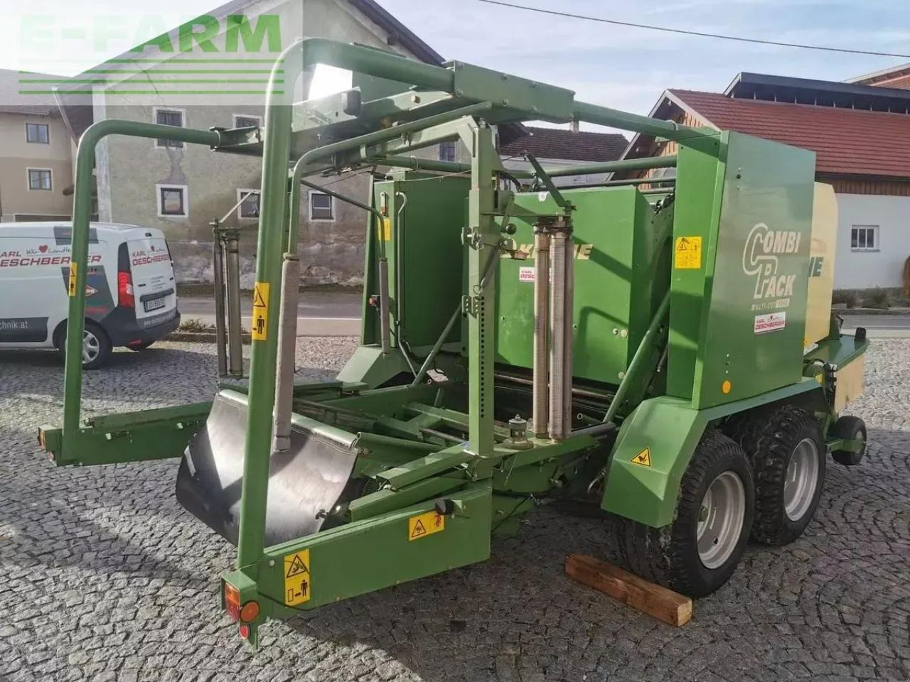 Krone combipack 1250 mc press-wickelkombination - Baler persegi: gambar 4 Krone combipack 1250 mc press-wickelkombination - Baler persegi: gambar 4
