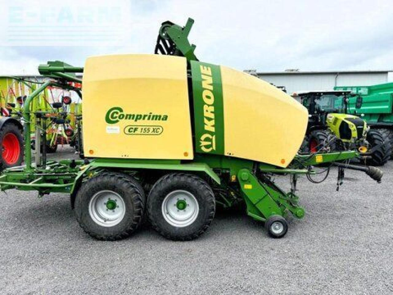 Krone comprima cf 155 xc, pressen-wickler-kombination - Baler persegi: gambar 2 Krone comprima cf 155 xc, pressen-wickler-kombination - Baler persegi: gambar 2