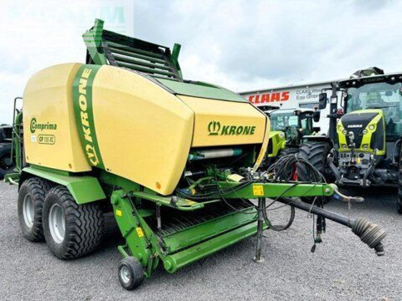 Krone comprima cf 155 xc, pressen-wickler-kombination - Baler persegi: gambar 3 Krone comprima cf 155 xc, pressen-wickler-kombination - Baler persegi: gambar 3