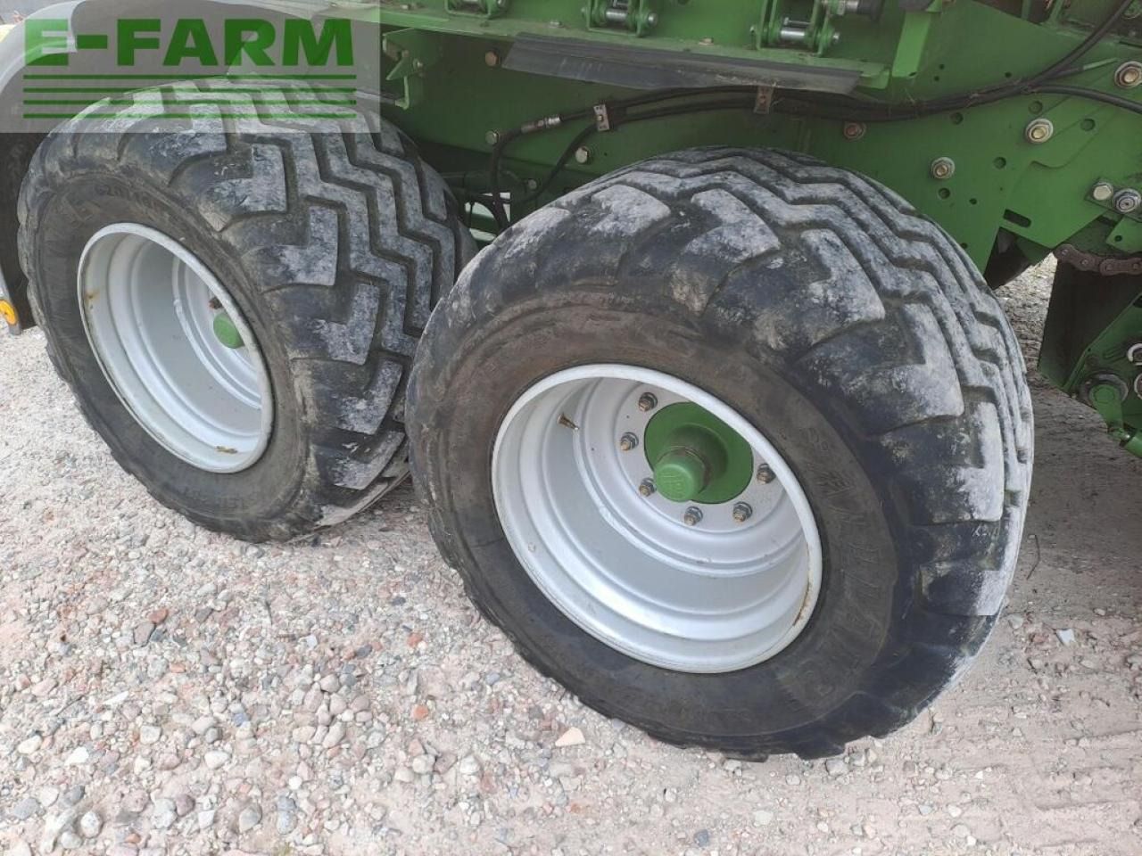 Baler persegi Krone comprima cv 150xc: gambar 10