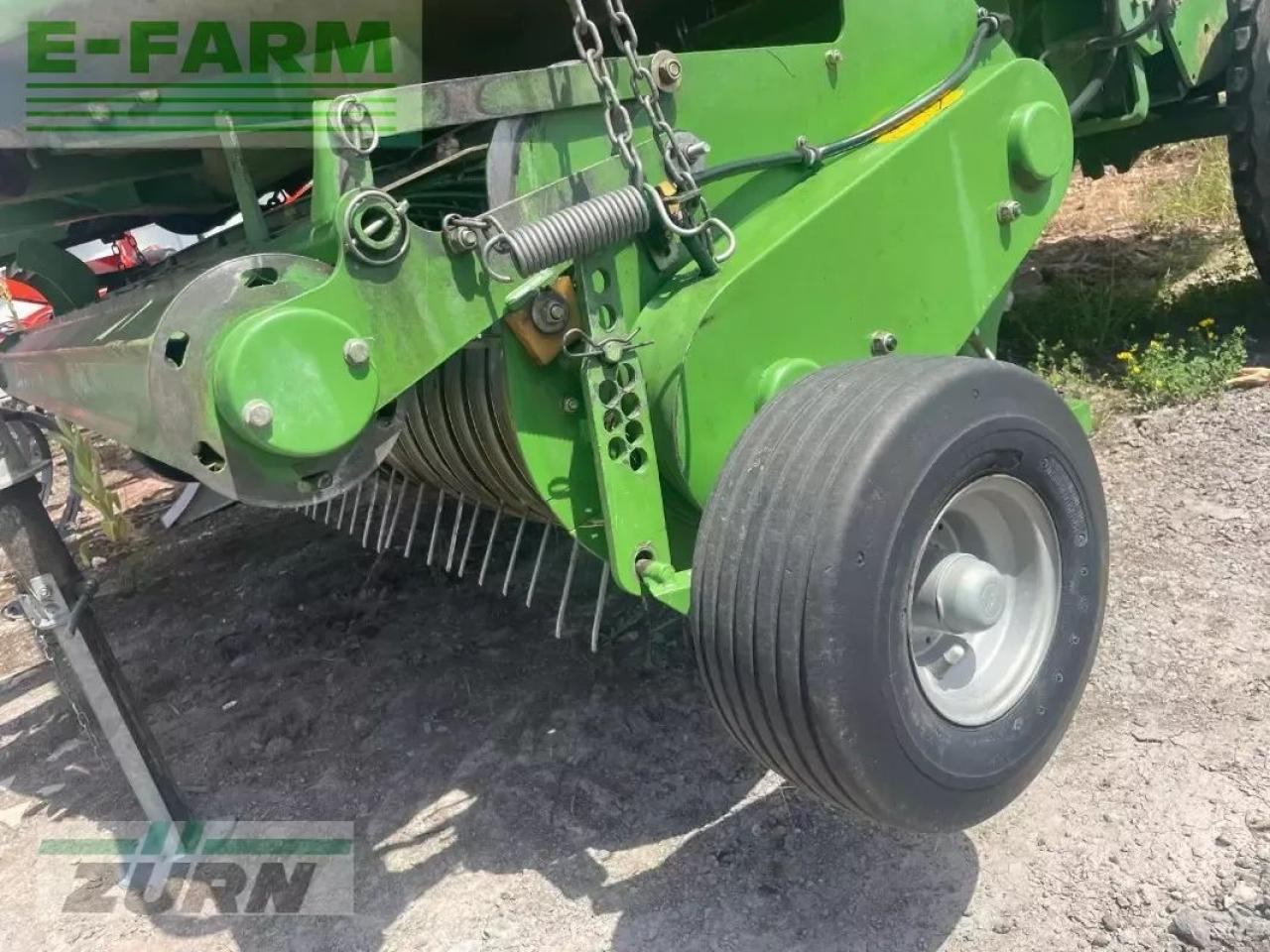 Krone comprima f 155 xc - Baler persegi: gambar 4 Krone comprima f 155 xc - Baler persegi: gambar 4