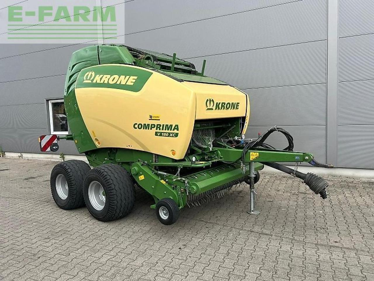 Krone comprima v 180 xc - Baler persegi: gambar 1 Krone comprima v 180 xc - Baler persegi: gambar 1