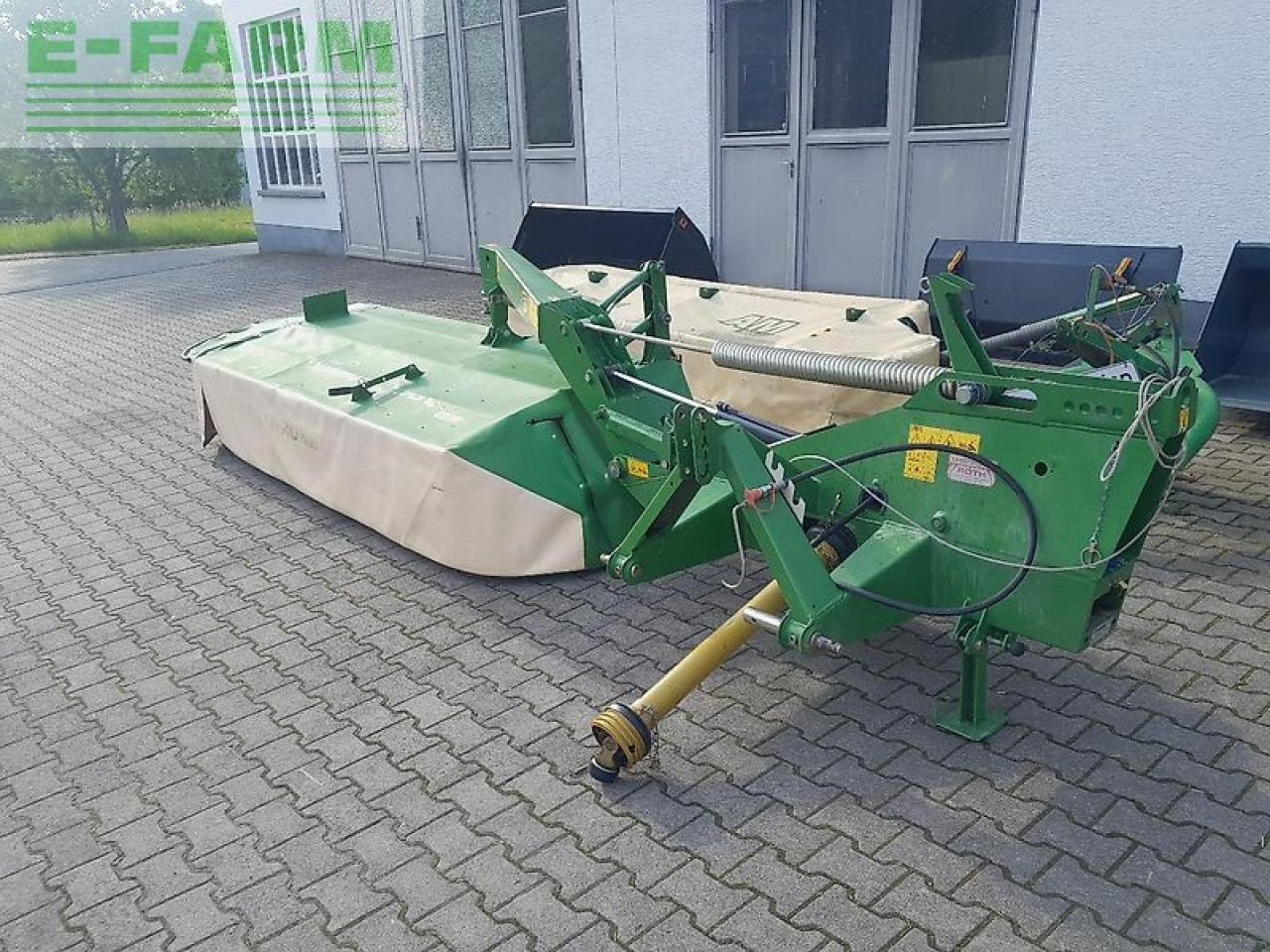 Krone easy cut r 320 - Mesin pemotong padang rumput: gambar 1 Krone easy cut r 320 - Mesin pemotong padang rumput: gambar 1