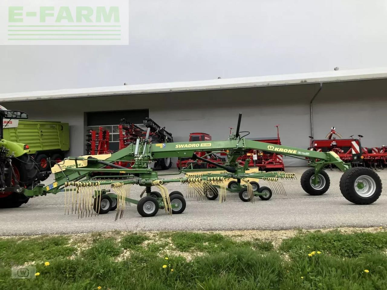 Krone swadro ts 680 - Tedder/ Menyapu: gambar 2 Krone swadro ts 680 - Tedder/ Menyapu: gambar 2