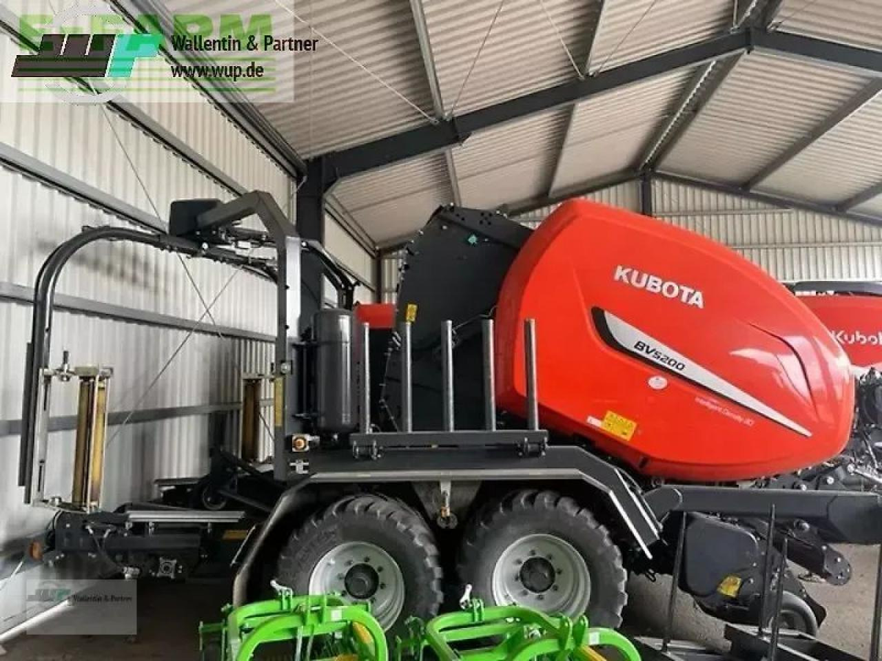 Kubota bv5200 sc14n flexiwrap - Baler persegi: gambar 1 Kubota bv5200 sc14n flexiwrap - Baler persegi: gambar 1