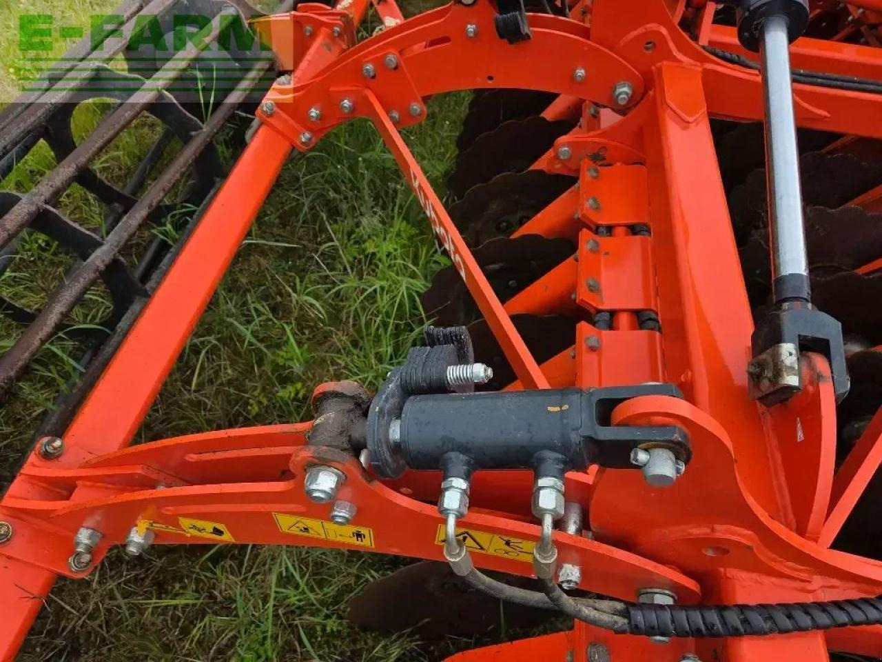 Petani Kubota cd1501f: gambar 9