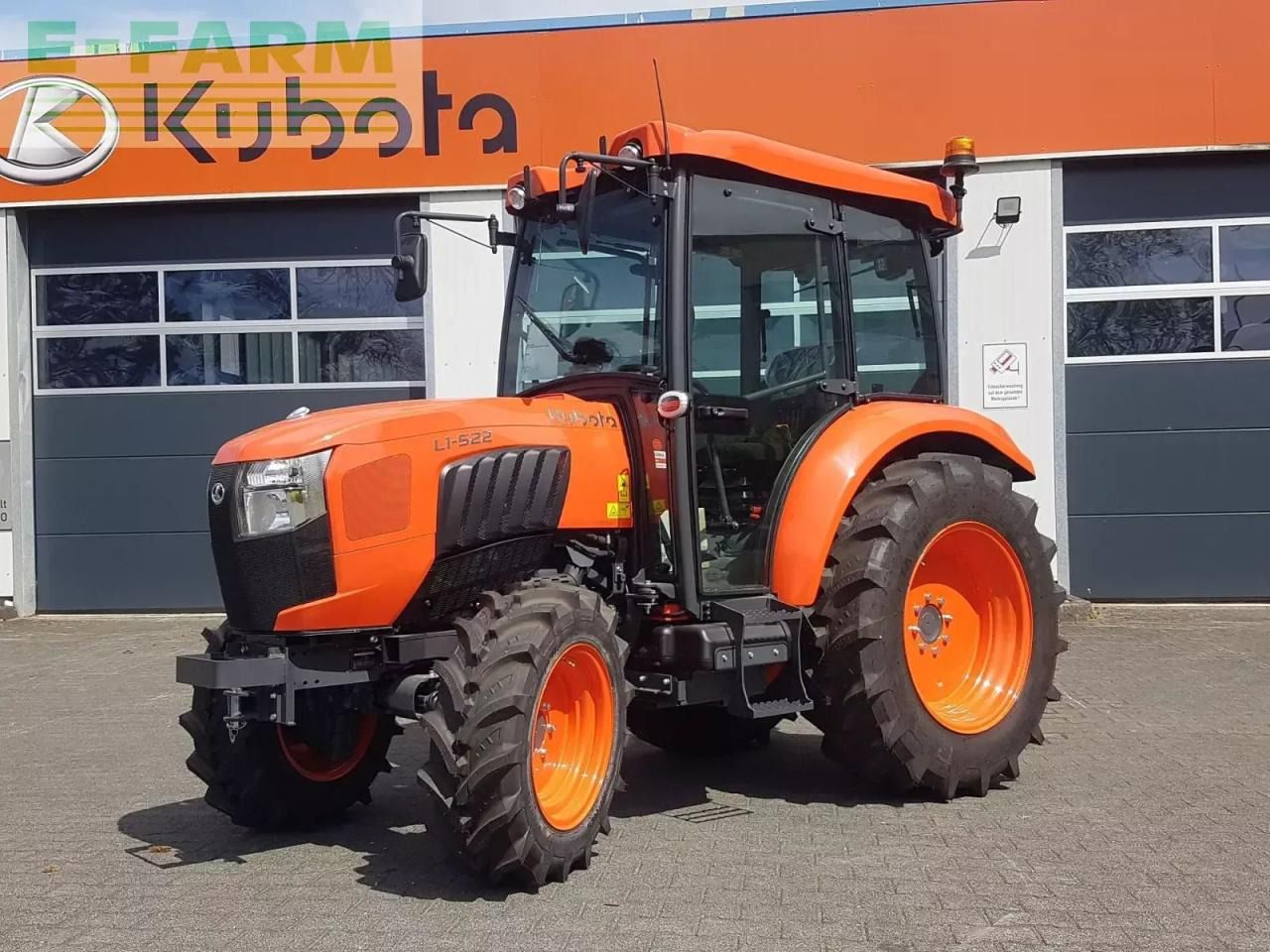 Kubota l1-522 cab - Traktor: gambar 5 Kubota l1-522 cab - Traktor: gambar 5